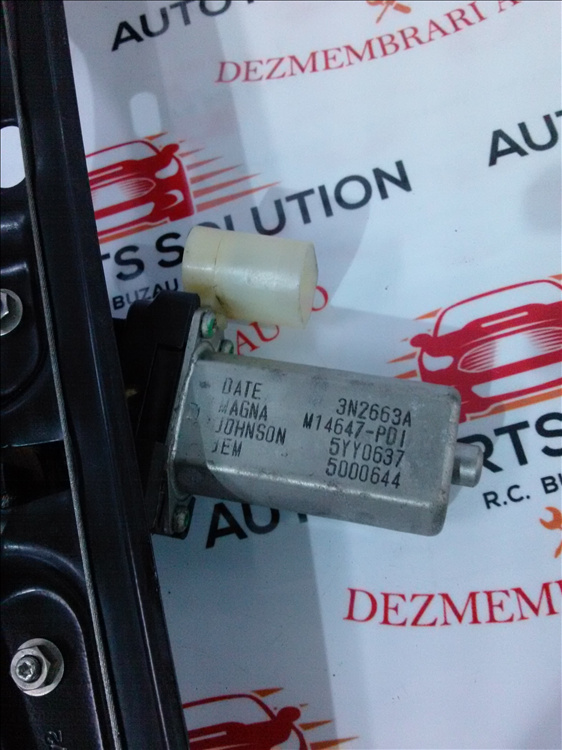 Motoras macara geam dreapta spate BMW F30