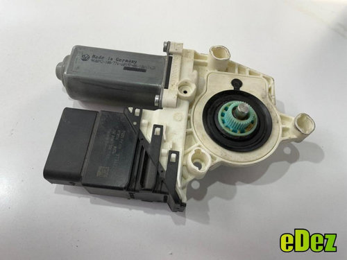 Motoras macara geam dreapta spate cu modul Volkswagen Golf 5 Plus (2004-2008) 1k0959704p