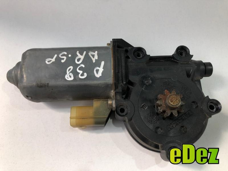 Motoras macara geam dreapta spate Land Rover P38 0130821317
