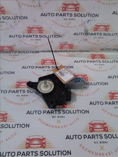 Motoras macara geam dreapta spate MB B CLASS an fabr.2012