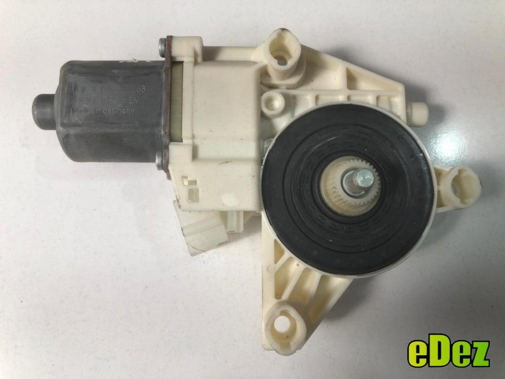 Motoras macara geam dreapta spate Mercedes S-Class (2014->) [W222] a2229060601