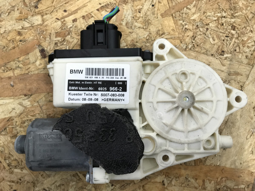 Motoras macara geam dreapta spate X3 E83 facelift suv 2008 (69259662)