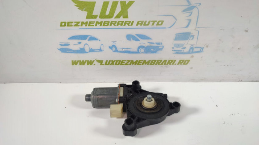 Motoras macara geam fata dreapta 5q0959802b Volkswagen VW Golf 7 [2012 - 2017]