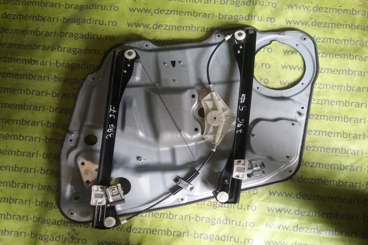Motoras macara geam fata stanga Mercedes-Benz M-Class W164 [2005 - 2008] Crossover 5-usi ML 320 CDI 7G-Tronic (224 hp) V6 CDI - 642940 4MATIC