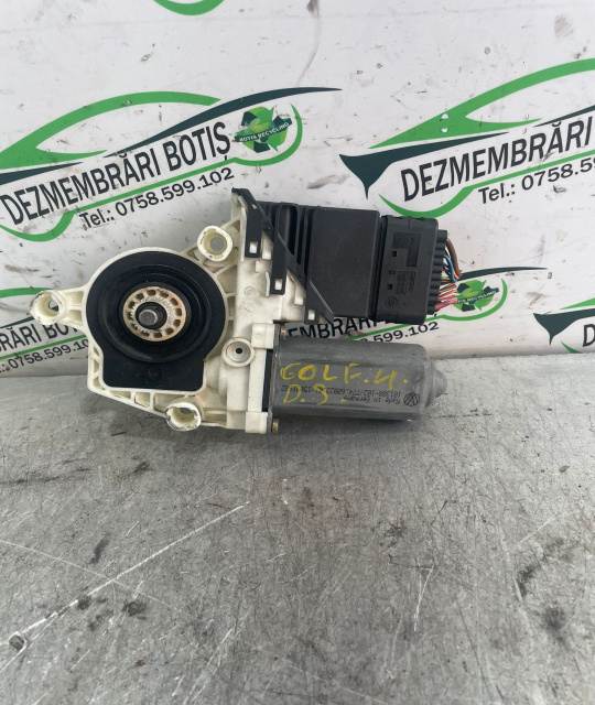 Motoras macara geam spate dreapta 105407 301 Volkswagen VW Passat B5.5 [facelift] [2000 - 2005] Sedan 1.9 TDI 5MT (131 hp)