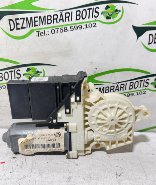 Motoras macara geam spate dreapta 1C0 959 812 A Volkswagen VW Golf 4 [1997 - 2006] Hatchback 5-usi 1...