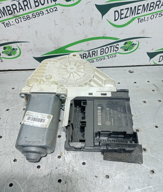 Motoras macara geam spate dreapta 1K0 959 702 P Volkswagen VW Passat B6 [2005 - 2010]