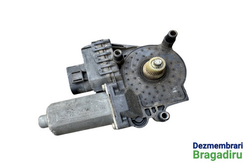 Motoras macara geam spate dreapta Audi A6 4B/C5 [facelift] [2001 - 2004] Sedan 2.5 TDI multitronic (...