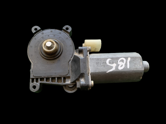 Motoras macara geam spate dreapta BMW Seria 3 E46 [1997 - 2003] Sedan 4-usi 328i AT (193 hp) SE 2.8i