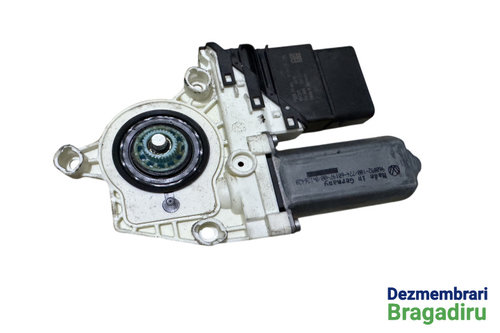 Motoras macara geam spate dreapta Cod: 1K0959704B 1K0959704B Volkswagen VW Passat B6 [2005 - 2010] S...