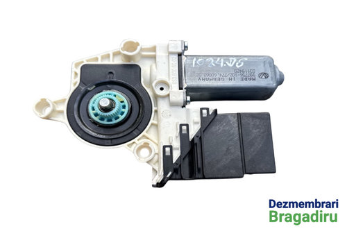 Motoras macara geam spate dreapta Cod modul: 5K0959795 Volkswagen VW Golf 6 [2008 - 2015] Hatchback ...
