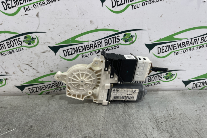 Motoras macara geam spate stanga 0536006002 / 053.60060.02 Volkswagen VW Golf 4 [1997 - 2006] Hatchback 5-usi