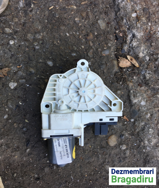 Motoras macara geam spate stanga 4F0959801A Audi A6 4F/C6 [2004 - 2008] Sedan