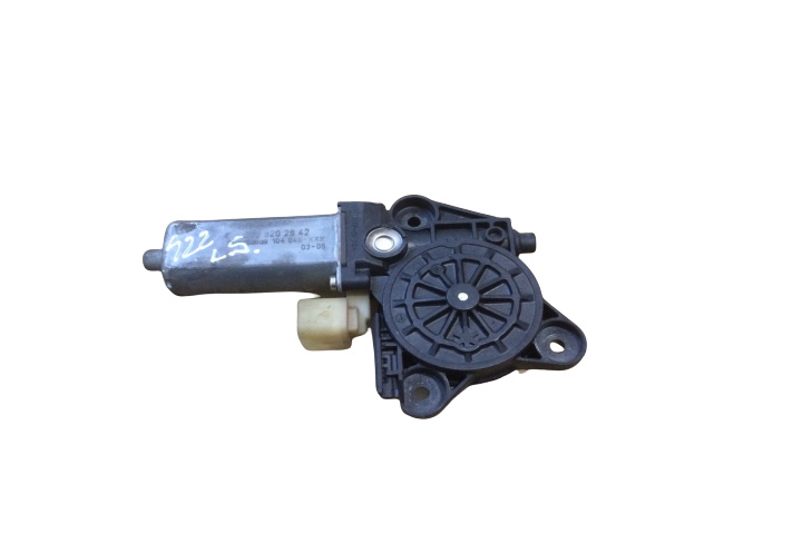 Motoras macara geam spate stanga Mercedes-Benz C-Class W203/S203/CL203 [2000 - 2004] Sedan 4-usi C 200 CDI AT (122 hp)