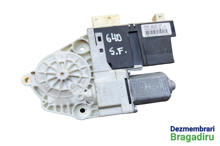 Motoras macara geam stanga Cod: 996385-102 Citroen C4 [2004 - 2008] Hatchback 3-usi 1.6 HDi MT (109 hp)