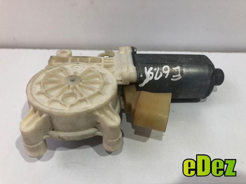 Motoras macara geam stanga / dreapta fata BMW Seria 5 (2004-2010) [E61] 6981142