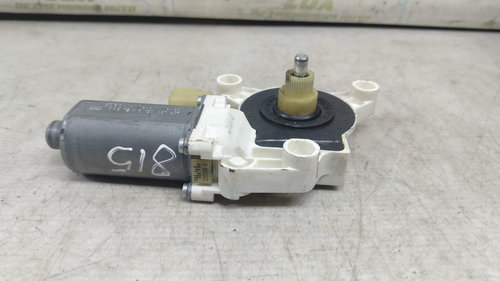 Motoras macara geam stanga fata 0130821471 Chrysler Voyager 5 [2007 - 2011] 2.8 crdi vm64c