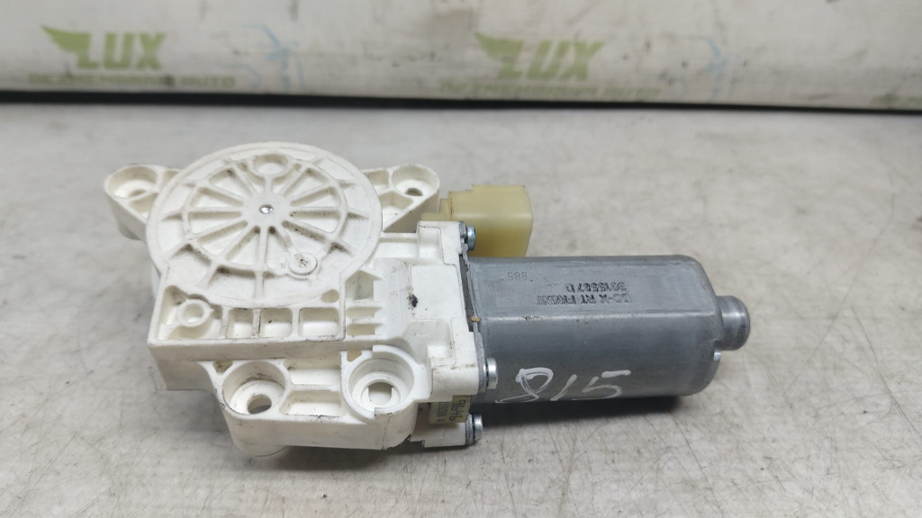Motoras macara geam stanga fata 0130821471 Chrysler Voyager 5 [2007 - 2011] 2.8 crdi vm64c
