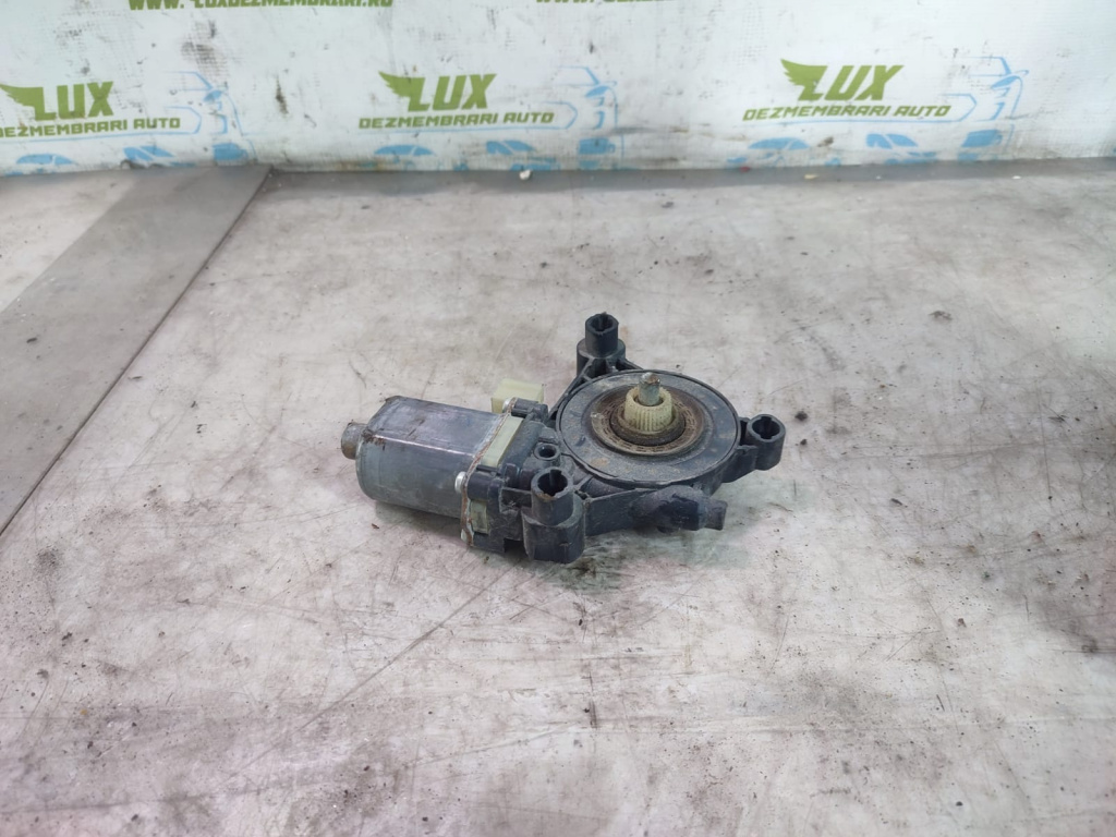 Motoras macara geam stanga fata 0130822717 Volkswagen VW Golf 7 [2012 - 2017]