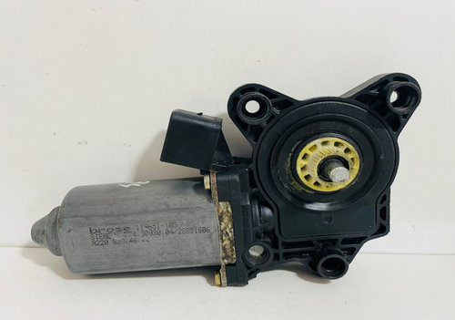 Motoras macara geam stanga fata 119651-105 / 119651105 Mercedes-Benz C-Class W203 [2000 - 2004]