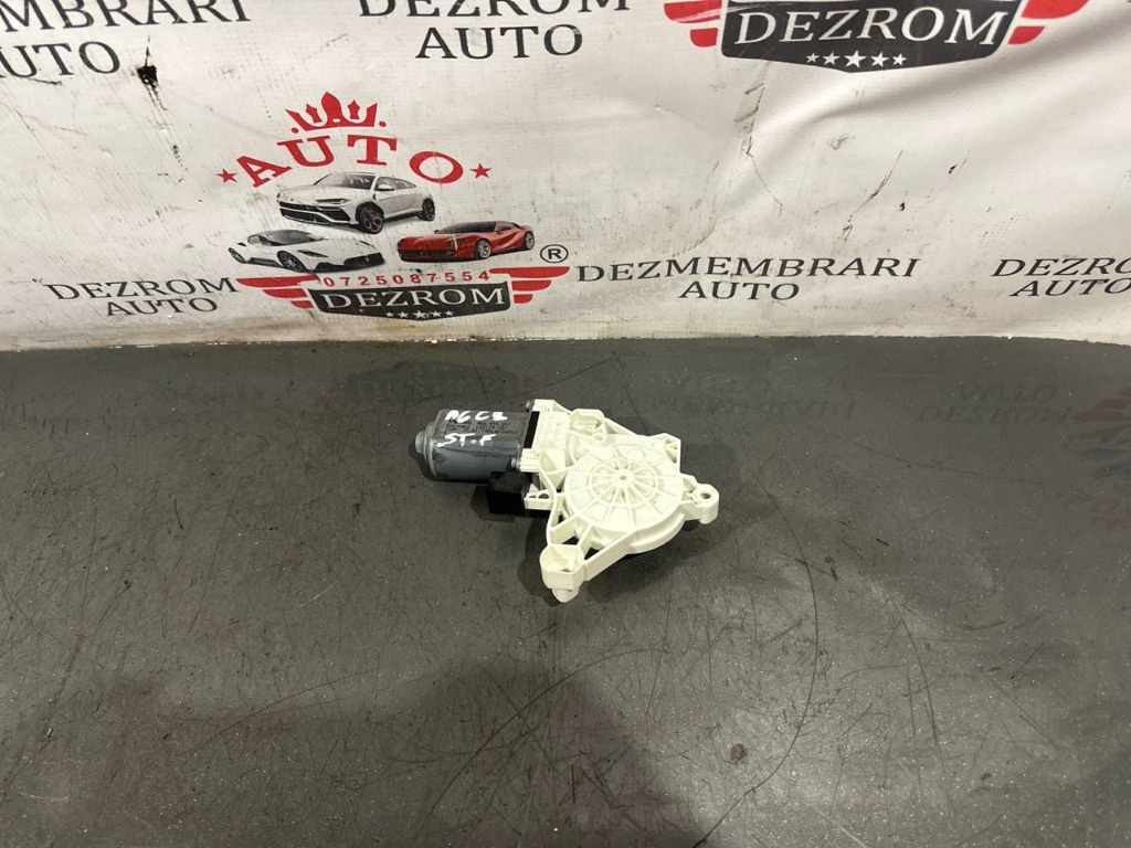 Motoras macara geam stanga fata 4K0959801 Audi A6 C8 Sedan (4A2) 2.0 TFSI e quattro 299 cai DRYA