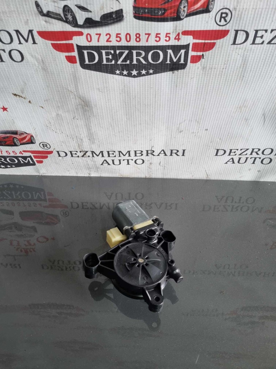 Motoras macara geam stanga fata 5Q0959801B Audi Q2