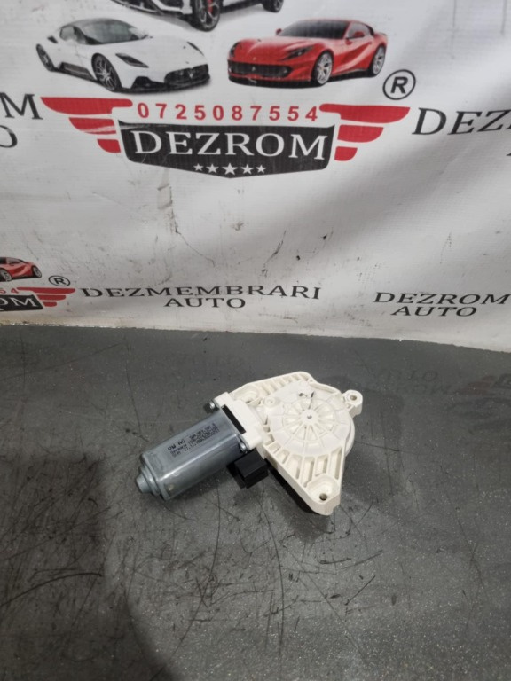 Motoras macara geam stanga fata 5Q4959801B Audi Q5 FY