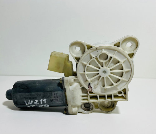 Motoras macara geam stanga fata A2118202942 Mercedes-Benz E-Class W211 [2002 - 2006]