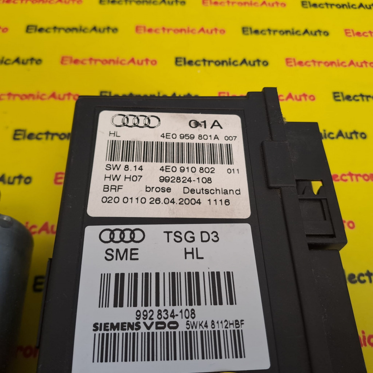 Motoras macara geam stanga fata Audi A8 4E0959801A, 4e0910802