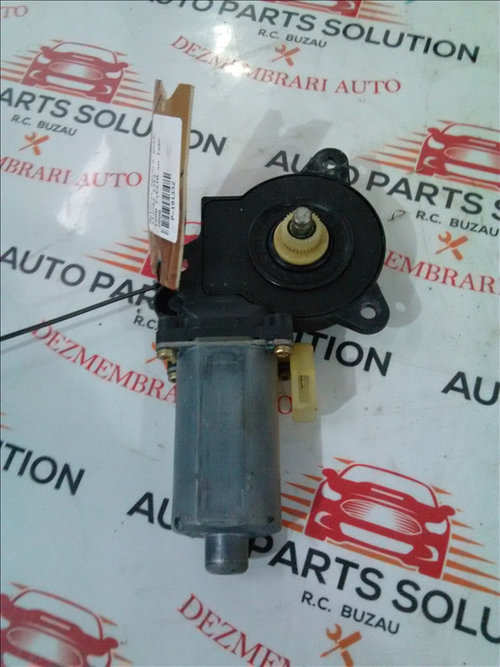 Motoras macara geam stanga fata FORD FiESTA an fabr. 2006