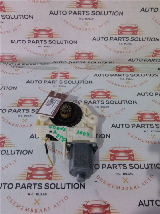 Motoras macara geam stanga fata FORD FOCUS 2 an fabr.2009