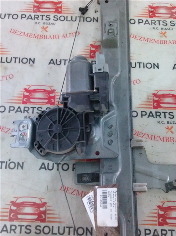 Motoras macara geam stanga fata Peugeot 207 an fabr. 2009