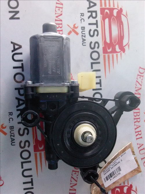 Motoras macara geam stanga fata SKODA OCTAVIA 3