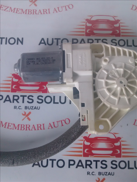 Motoras macara geam stanga fata SKODA SUPERB an fabr. 2011