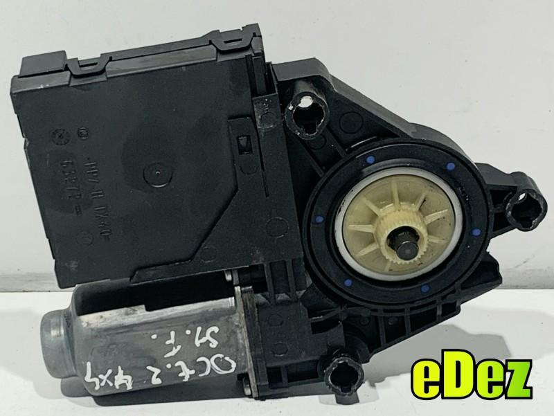Motoras macara geam stanga fata Volkswagen Caddy 3 (2004-2010) 1T0959701T