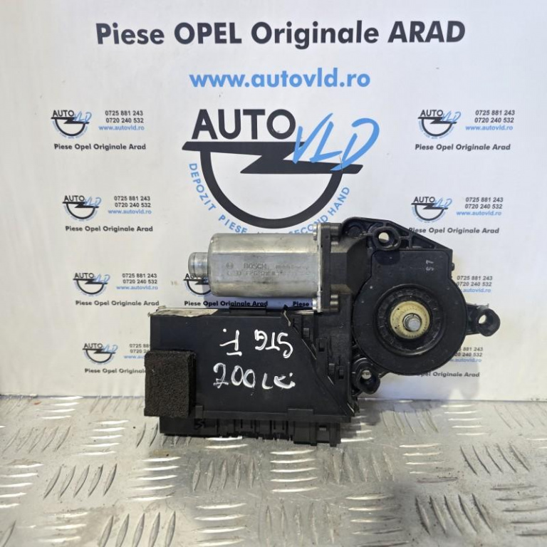Motoras macara geam stanga fata Volkswagen Touareg 2002-2006 7L0959793 A