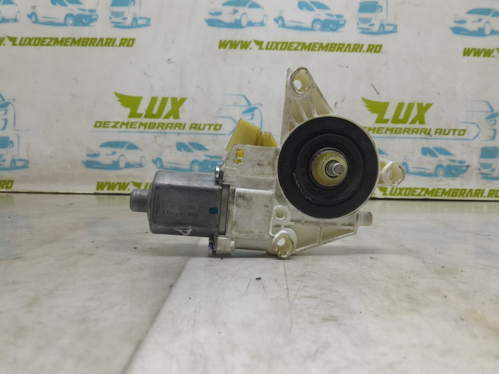 Motoras macara geam stanga spate 0130822281 Mercedes-Benz R-Class W251 [2005 - 2010]