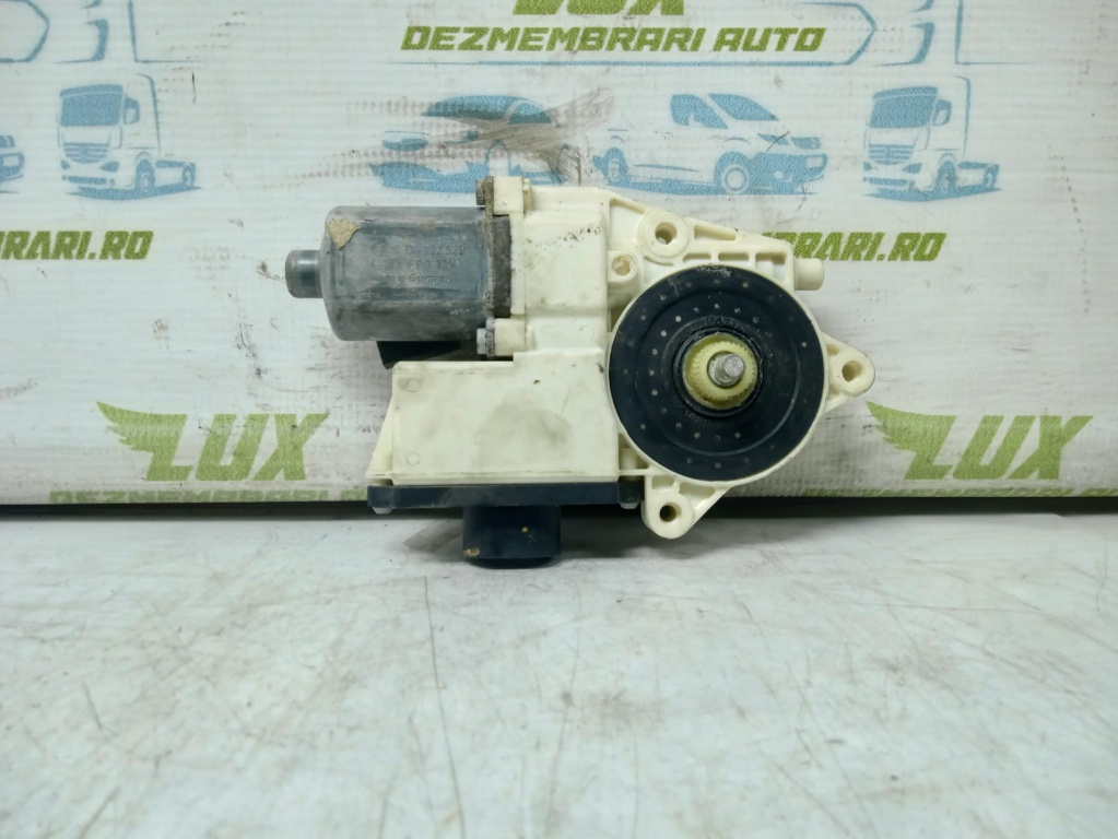 Motoras macara geam stanga spate 0130822522 BMW Seria 5 F07/F10/F11 [2009 - 2013]