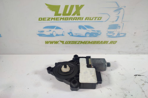 Motoras macara geam stanga spate 0130822725 Volkswagen VW Golf 7 [2012 - 2017]