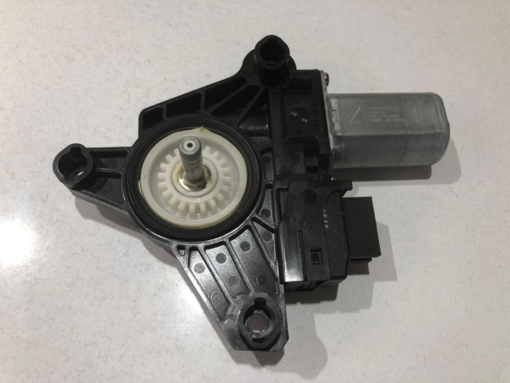 Motoras macara geam stanga spate 2.2 cdi Mercedes-Benz C-Class W205/S205/C205 [2014 - 2018]