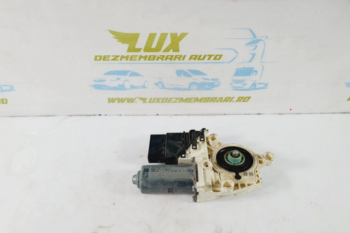 Motoras macara geam stanga spate 993424-100 993424100 Volkswagen VW Golf 5 [2003 - 2009]