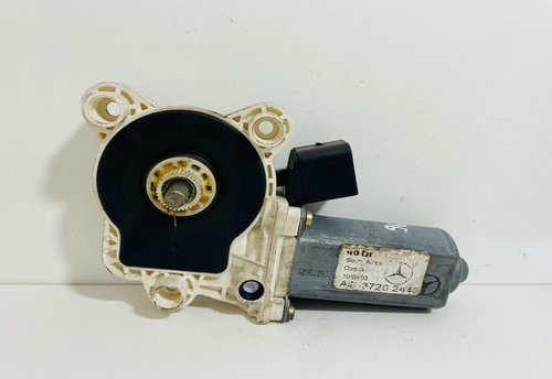 Motoras macara geam stanga spate A2037300346 / A2038202942 Mercedes-Benz C-Class W203 [2000 - 2004]