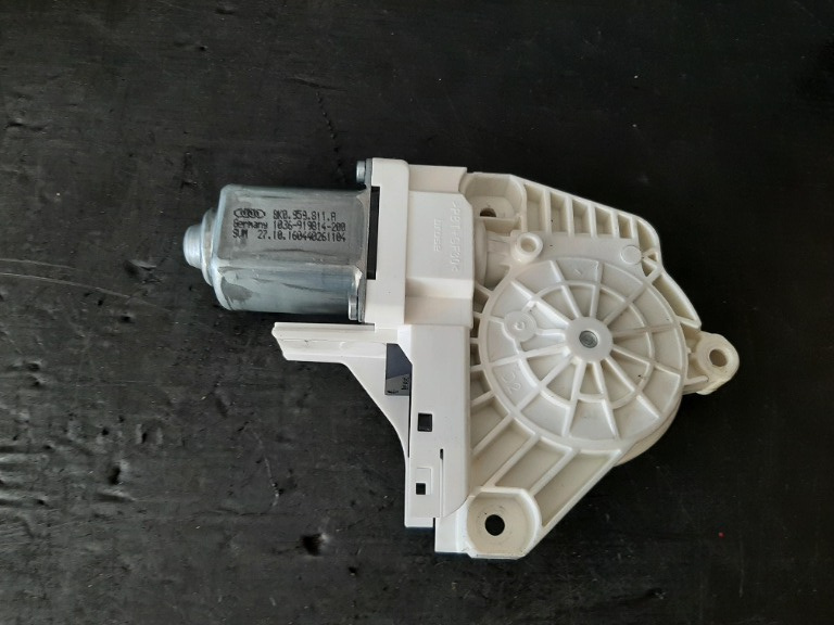 Motoras macara geam stanga spate audi a6 c7 4g5 4gd 8k0959811a