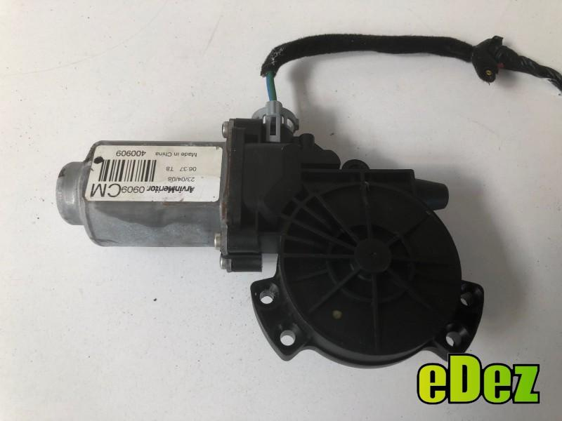 Motoras macara geam stanga spate Hyundai Santa Fe 2 (2006-2012) 0909cm
