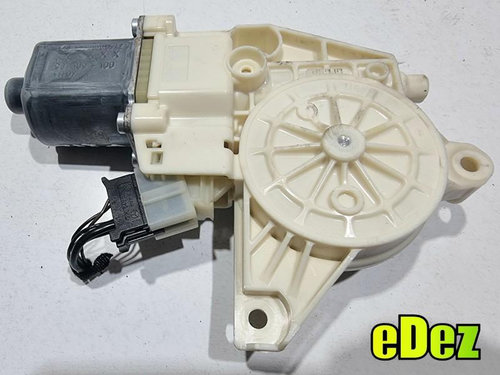Motoras macara geam stanga spate Mercedes C-class facelift (2011-2015) [w204] A2048200542
