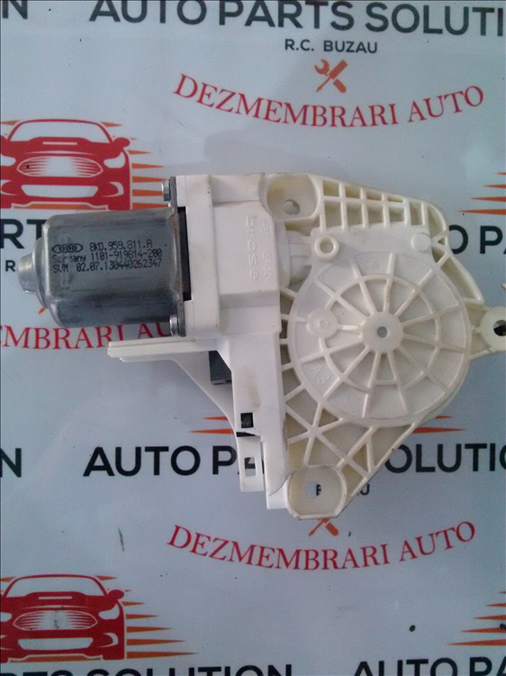 Motoras macara geam stanga spate SKODA SUPERB 1.6 TDI an fabr. 2014