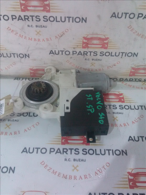 Motoras macara geam stanga spate VOLVO S40 an fabr. 2009