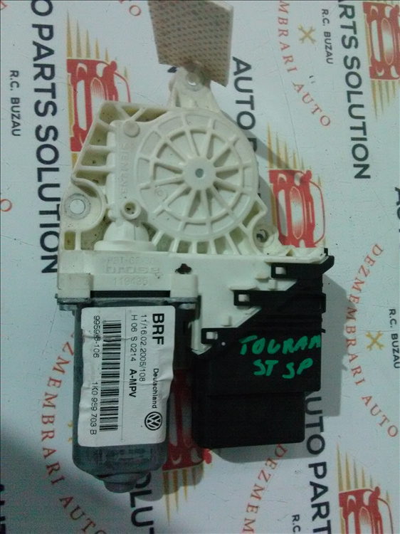 Motoras macara geam stanga spate VW TOURAN an fabr.2007