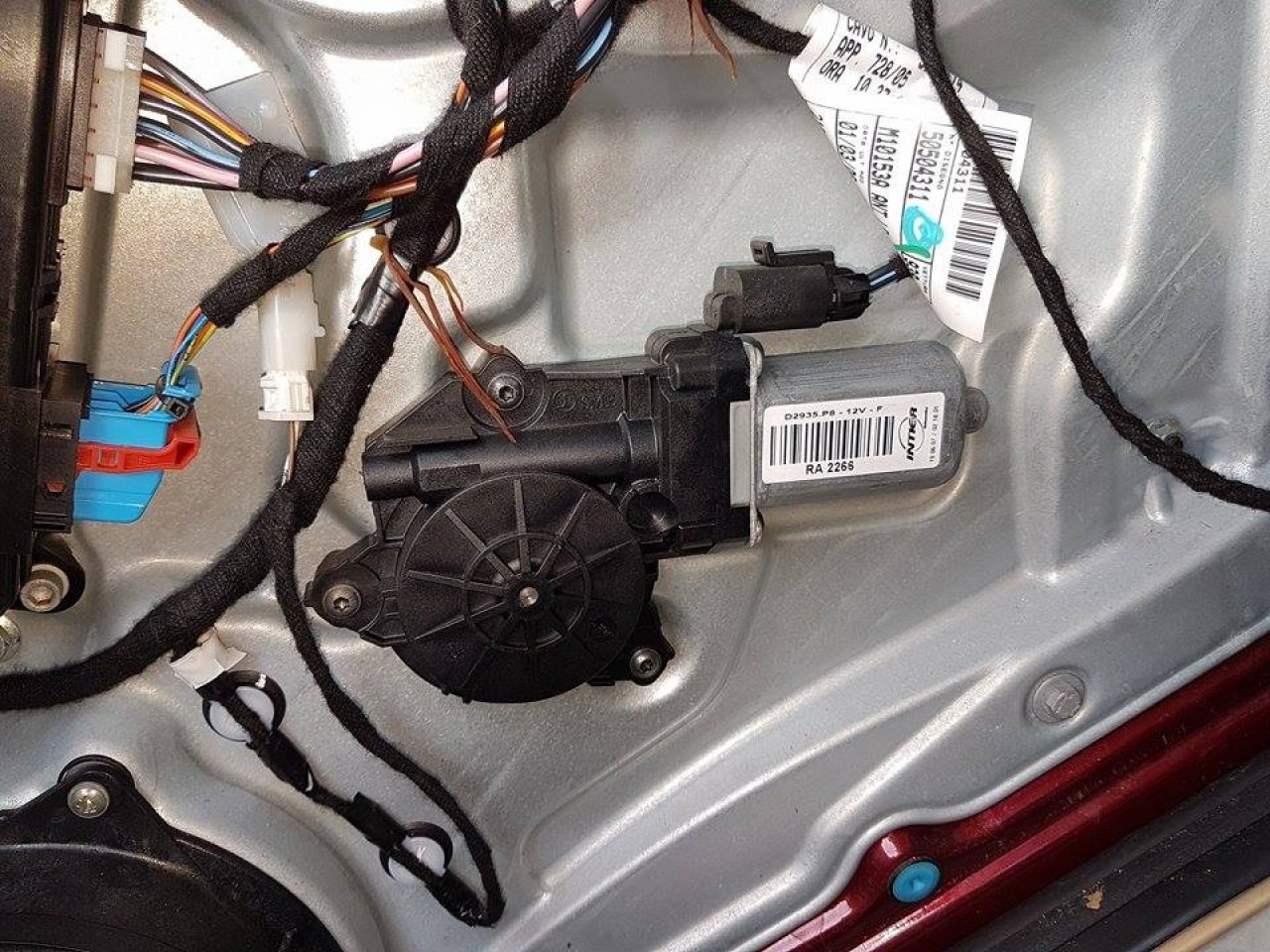 Motoras macara geam usa dreapta fata d2935.p8 alfa romeo 159