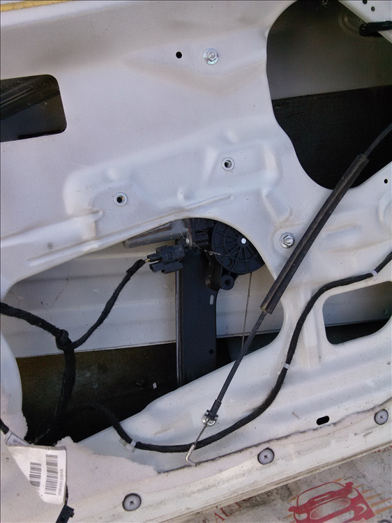 Motoras macara geam usa dreapta fata FIAT PUNTO an fabr. 2011
